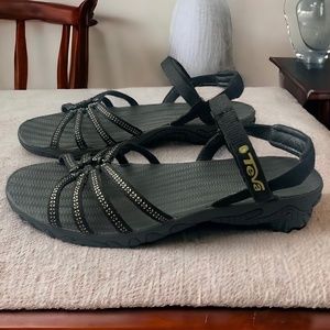 Teva Kayenta Hiking Sandal Size 10 Black Gold
